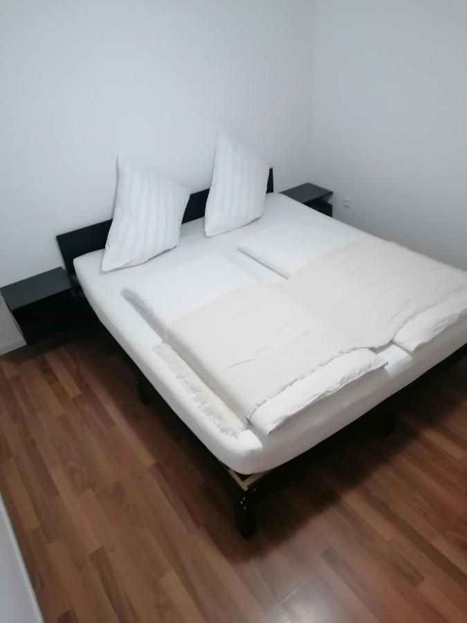 Apartma Sandi 申蒂利 外观 照片